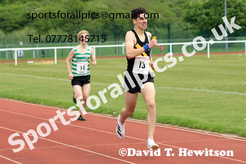 BMC 800 metres, Monday, May 9th, BMC Chester le Street, County Durham. Photo: David T. Hewitson/Sports for All Pics